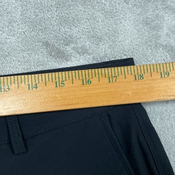 Greg Norman Mens Navy Stretch Golf Shorts Size 34 Nylon Blend a0826 - Picture 4 of 6